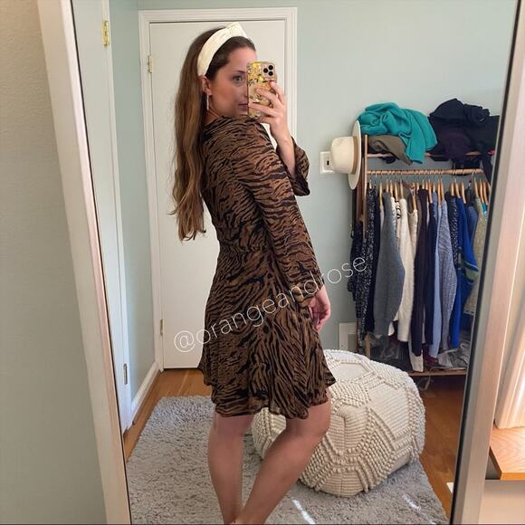 GANNI Tiger Animal Print Wrap Sexy Mini Dress 38/M - Picture 2 of 11